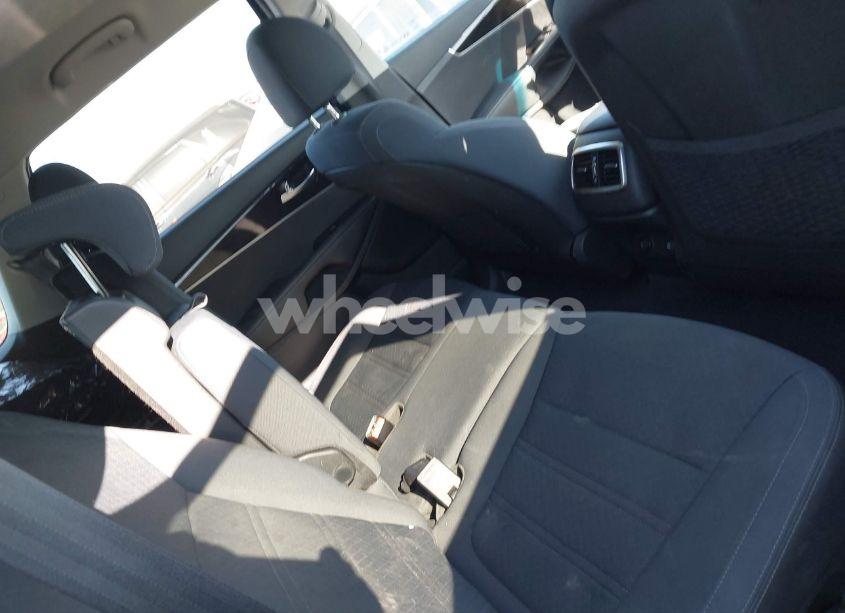 Photo 8 of 2020 Kia Sorento 2.4L LX (VIN 5XYPGDA30LG654733)