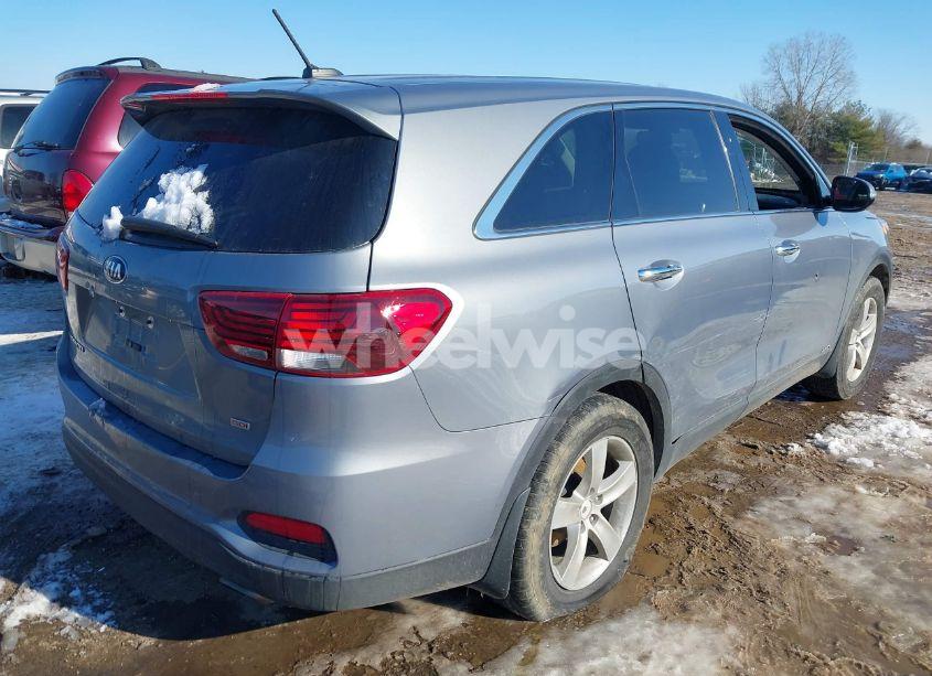 Photo 4 of 2020 Kia Sorento 2.4L LX (VIN 5XYPGDA30LG688574)