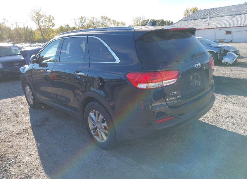 Photo 3 of 2016 Kia Sorento 2.4L LX (VIN 5XYPGDA31GG026069)