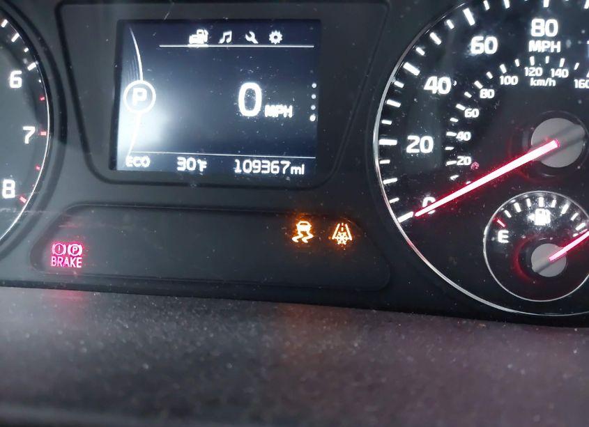 Photo 16 of 2016 Kia Sorento 2.4L LX (VIN 5XYPGDA31GG034530)