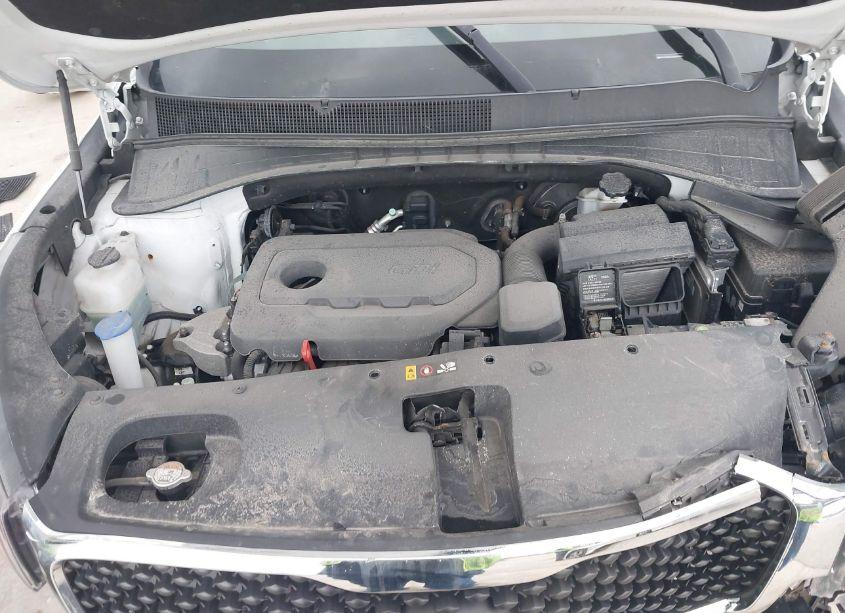 Photo 10 of 2016 Kia Sorento 2.4L LX (VIN 5XYPGDA31GG080360)