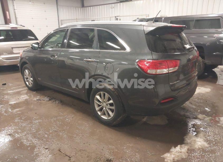 Photo 3 of 2016 Kia Sorento 2.4L LX (VIN 5XYPGDA31GG122848)
