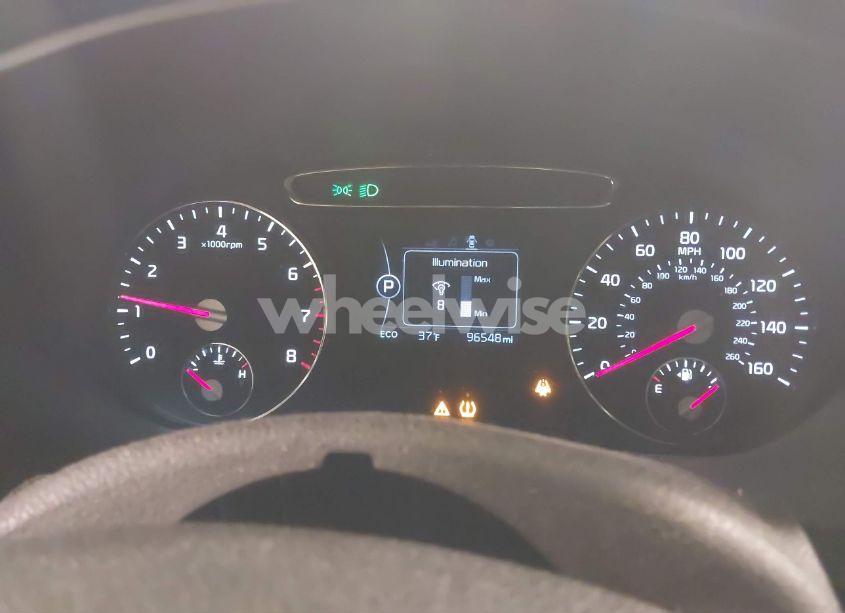 Photo 7 of 2016 Kia Sorento 2.4L LX (VIN 5XYPGDA31GG122848)