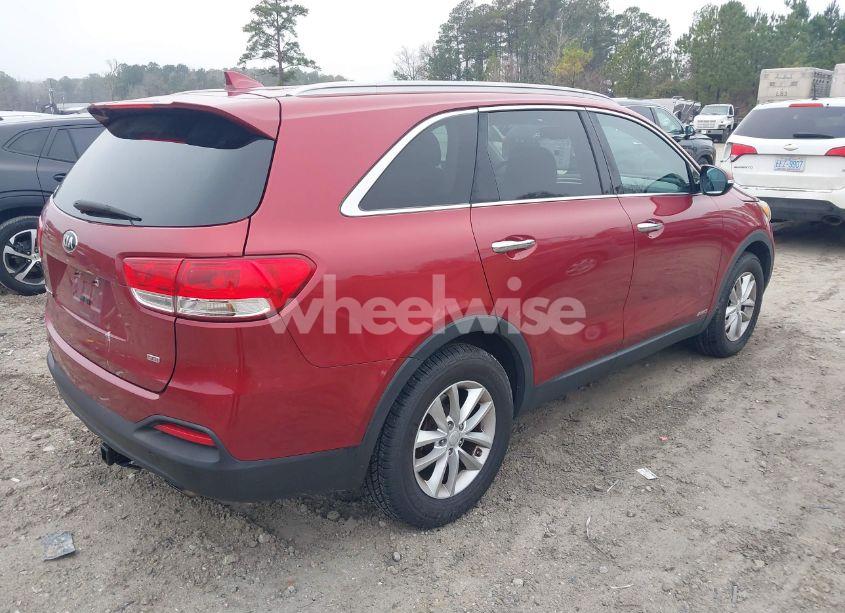 Photo 4 of 2017 Kia Sorento 2.4L LX (VIN 5XYPGDA31HG256941)
