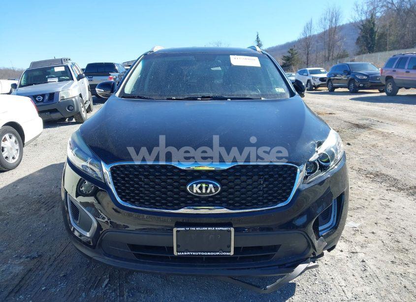 Photo 13 of 2017 Kia Sorento 2.4L LX (VIN 5XYPGDA31HG278535)