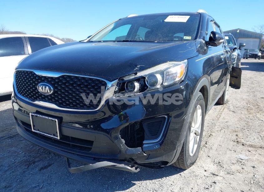 Photo 18 of 2017 Kia Sorento 2.4L LX (VIN 5XYPGDA31HG278535)
