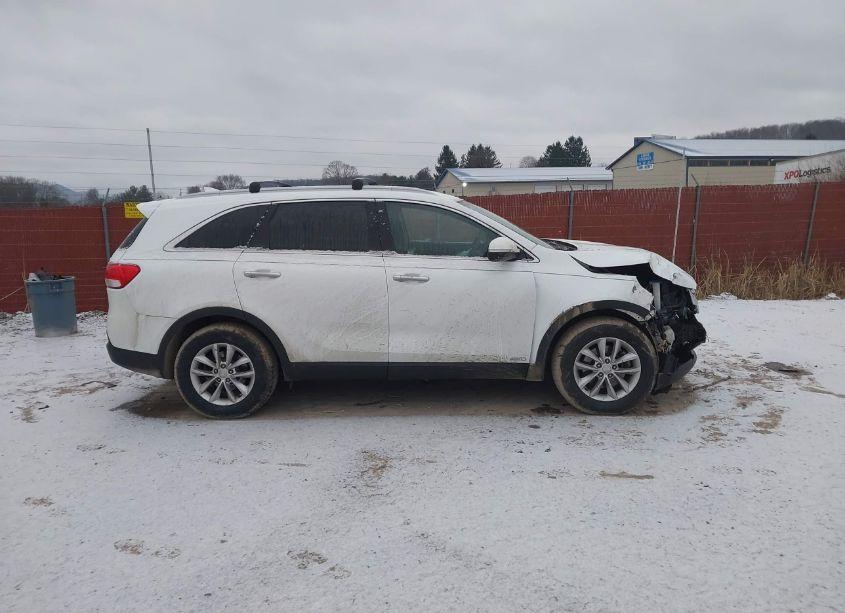 Photo 14 of 2017 Kia Sorento 2.4L LX (VIN 5XYPGDA31HG290359)