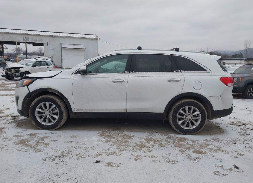 Photo 15 of 2017 Kia Sorento 2.4L LX (VIN 5XYPGDA31HG290359)