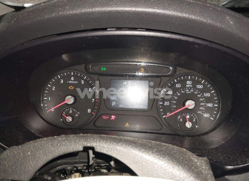 Photo 7 of 2019 Kia Sorento 2.4L LX (VIN 5XYPGDA31KG447573)