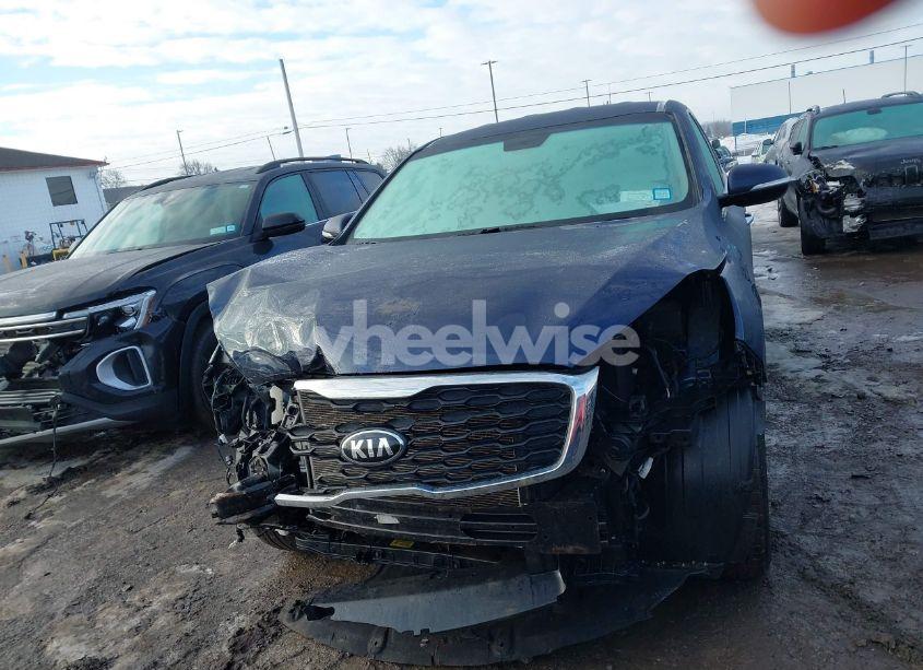 Photo 12 of 2019 Kia Sorento 2.4L LX (VIN 5XYPGDA31KG462266)