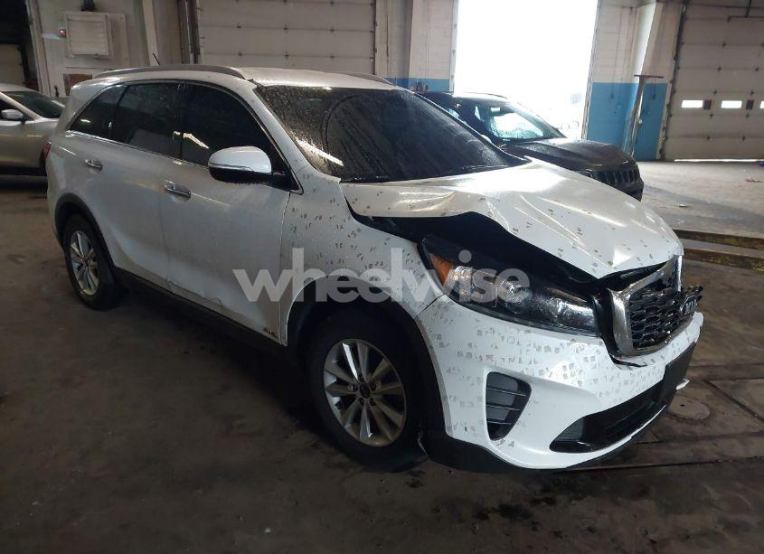 2020 Kia Sorento 2.4L LX (VIN 5XYPGDA31LG654563) main photo