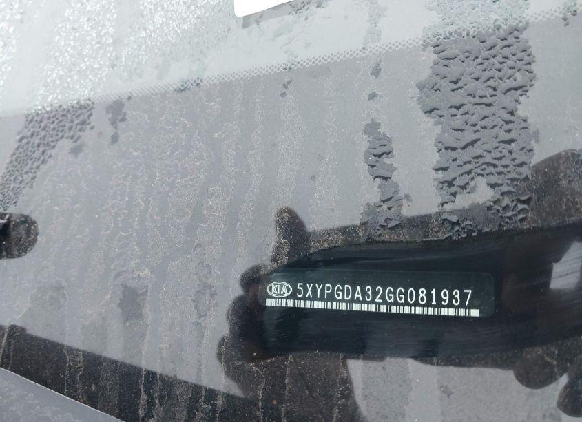 Photo 9 of 2016 Kia Sorento 2.4L LX (VIN 5XYPGDA32GG081937)