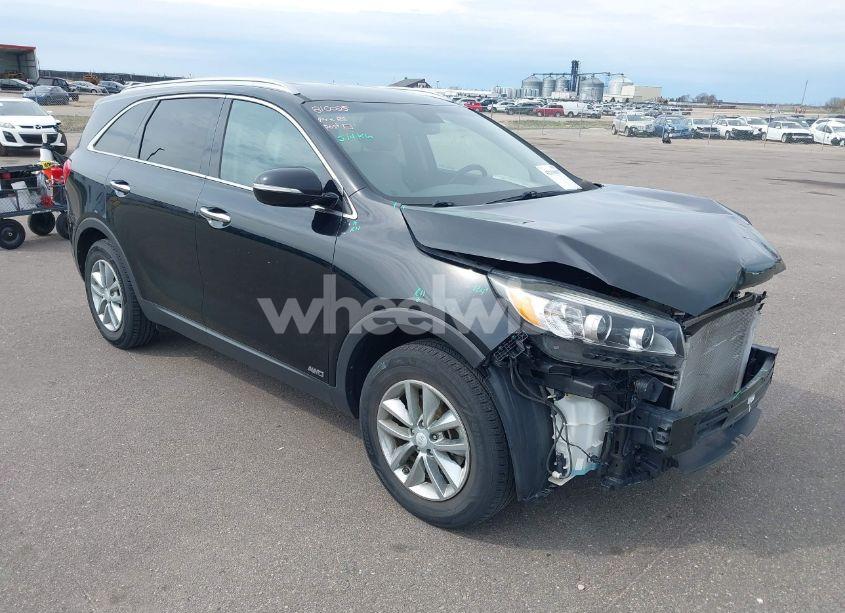 2017 Kia Sorento 2.4L LX (VIN 5XYPGDA32HG203519) main photo