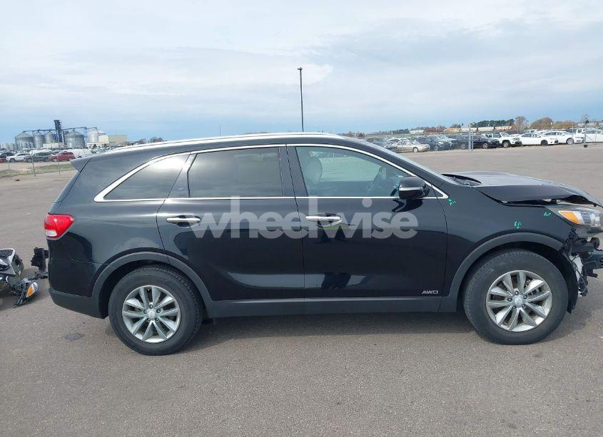 Photo 14 of 2017 Kia Sorento 2.4L LX (VIN 5XYPGDA32HG203519)