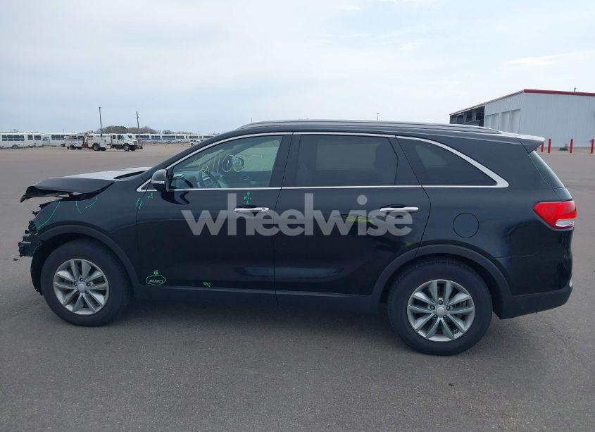 Photo 15 of 2017 Kia Sorento 2.4L LX (VIN 5XYPGDA32HG203519)