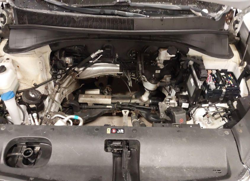 Photo 10 of 2017 Kia Sorento 2.4L LX (VIN 5XYPGDA32HG252302)