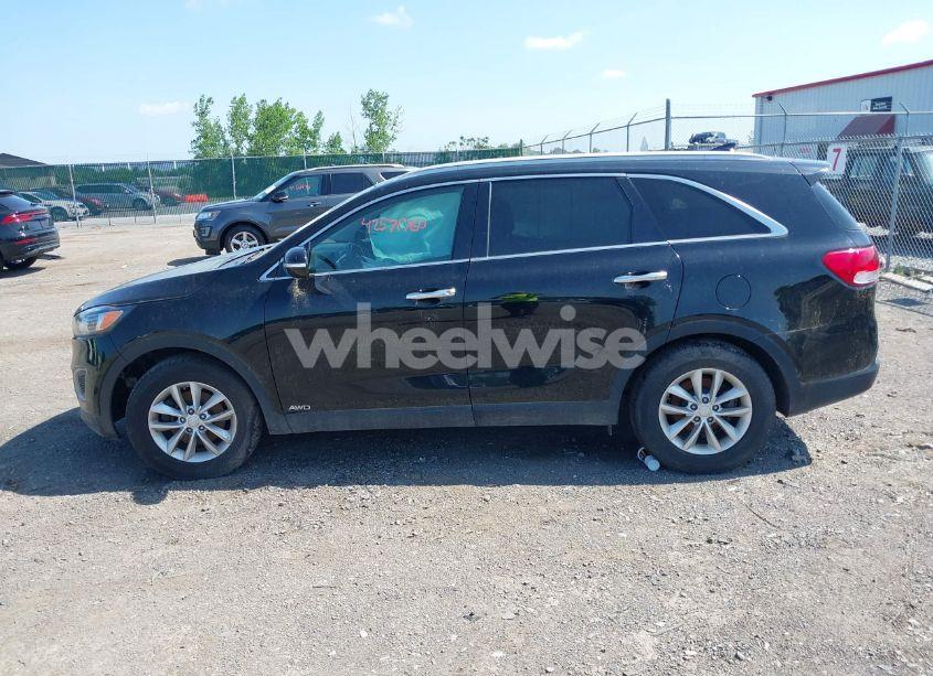 Photo 14 of 2017 Kia Sorento 2.4L LX (VIN 5XYPGDA32HG265986)
