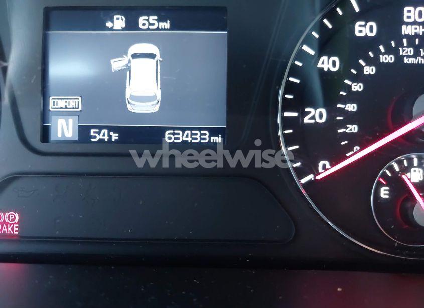 Photo 16 of 2019 Kia Sorento 2.4L LX (VIN 5XYPGDA32KG540313)