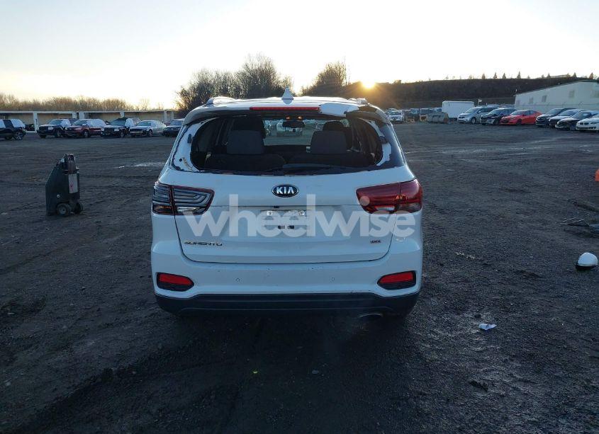 Photo 17 of 2019 Kia Sorento 2.4L LX (VIN 5XYPGDA32KG540313)