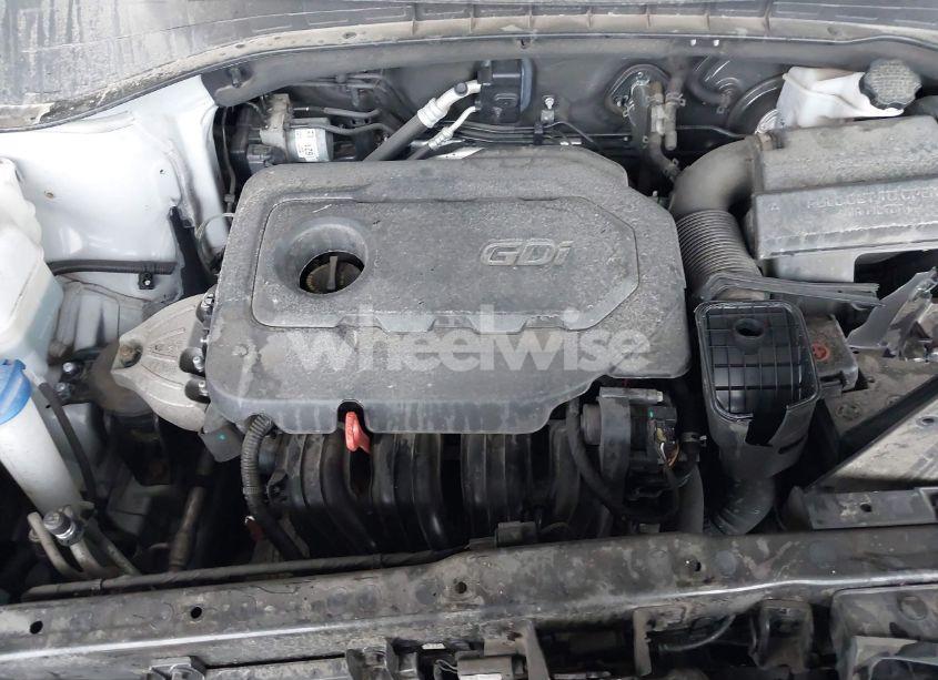 Photo 10 of 2019 Kia Sorento 2.4L LX (VIN 5XYPGDA32KG563199)