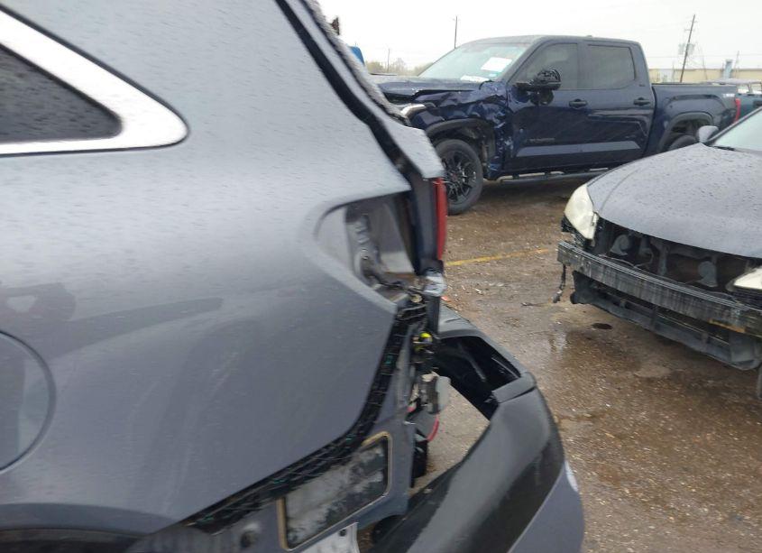 Photo 6 of 2019 Kia Sorento 2.4L LX (VIN 5XYPGDA32KG604950)