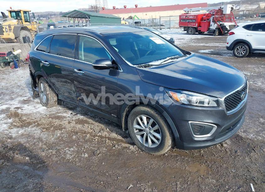 2016 Kia Sorento 2.4L LX (VIN 5XYPGDA33GG008964) main photo