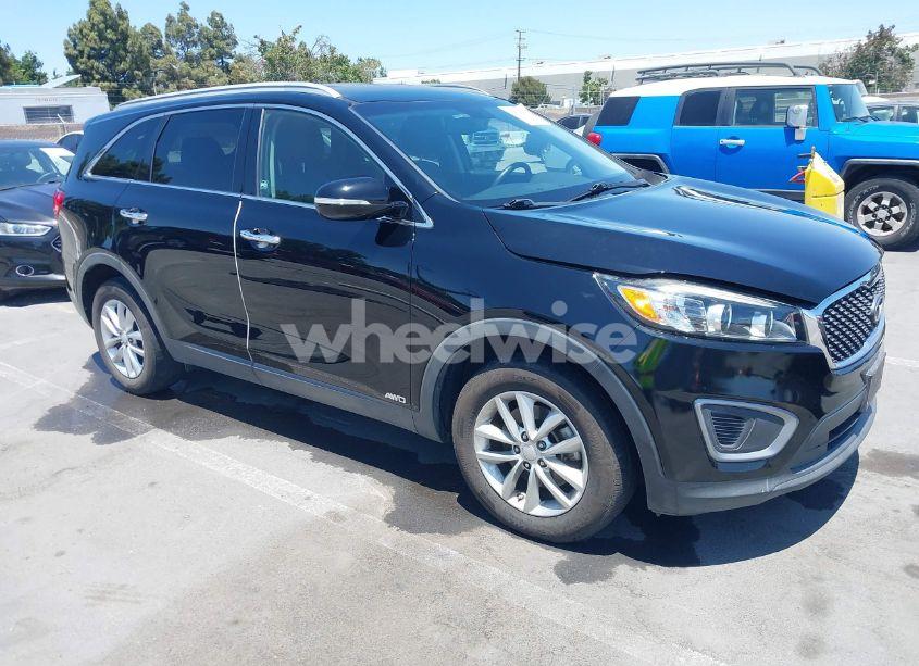 2016 Kia Sorento 2.4L LX (VIN 5XYPGDA33GG061356) main photo