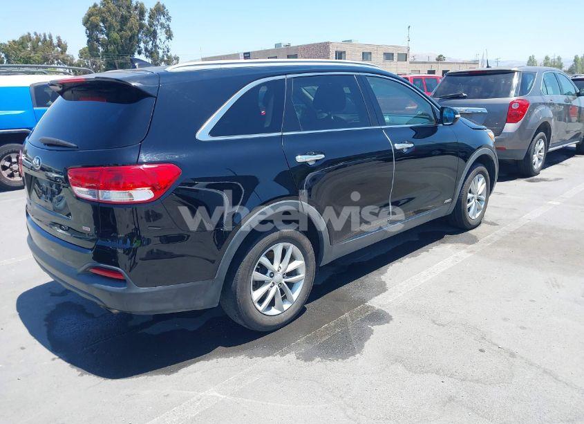 Photo 4 of 2016 Kia Sorento 2.4L LX (VIN 5XYPGDA33GG061356)