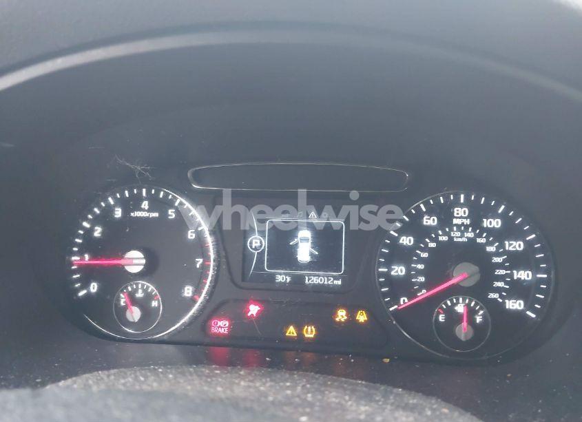 Photo 7 of 2016 Kia Sorento 2.4L LX (VIN 5XYPGDA33GG097841)