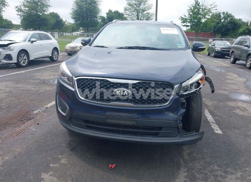 Photo 12 of 2016 Kia Sorento 2.4L LX (VIN 5XYPGDA33GG158847)