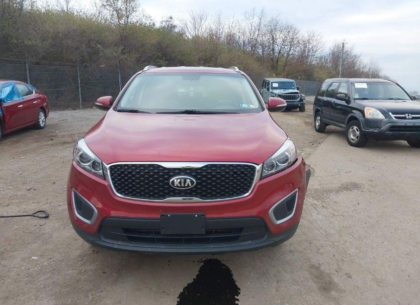 Photo 12 of 2017 Kia Sorento 2.4L LX (VIN 5XYPGDA33HG214061)