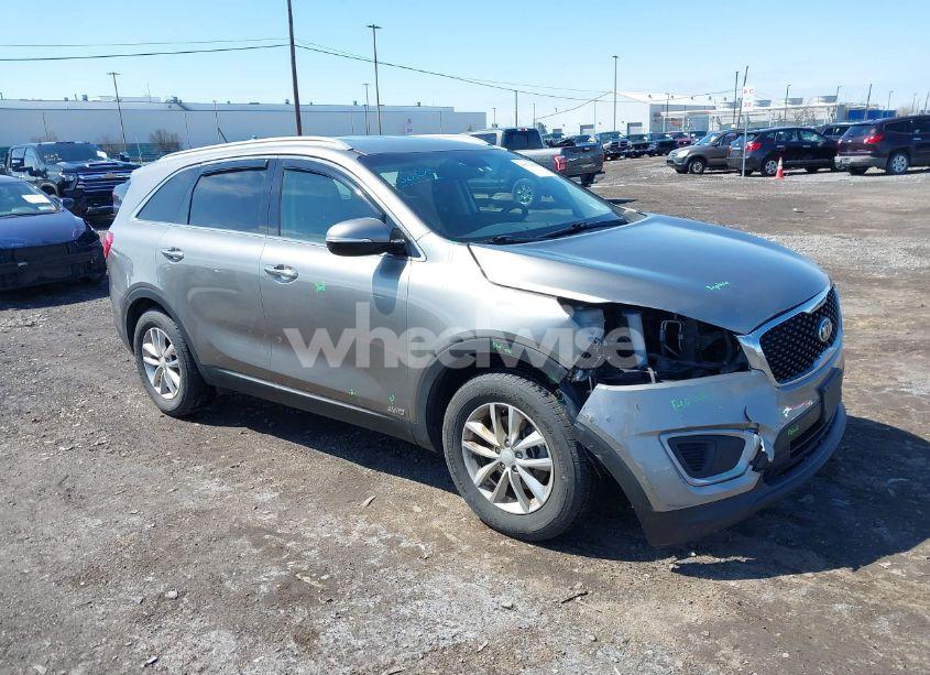 2017 Kia Sorento 2.4L LX (VIN 5XYPGDA33HG320641) main photo