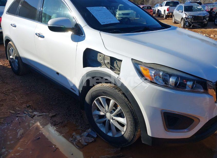 Photo 6 of 2018 Kia Sorento 2.4L LX (VIN 5XYPGDA33JG346646)