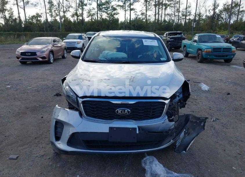 Photo 12 of 2019 Kia Sorento 2.4L LX (VIN 5XYPGDA33KG515128)