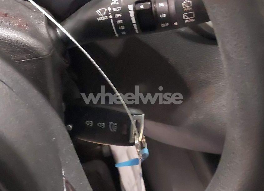 Photo 11 of 2016 Kia Sorento 2.4L LX (VIN 5XYPGDA34GG024347)