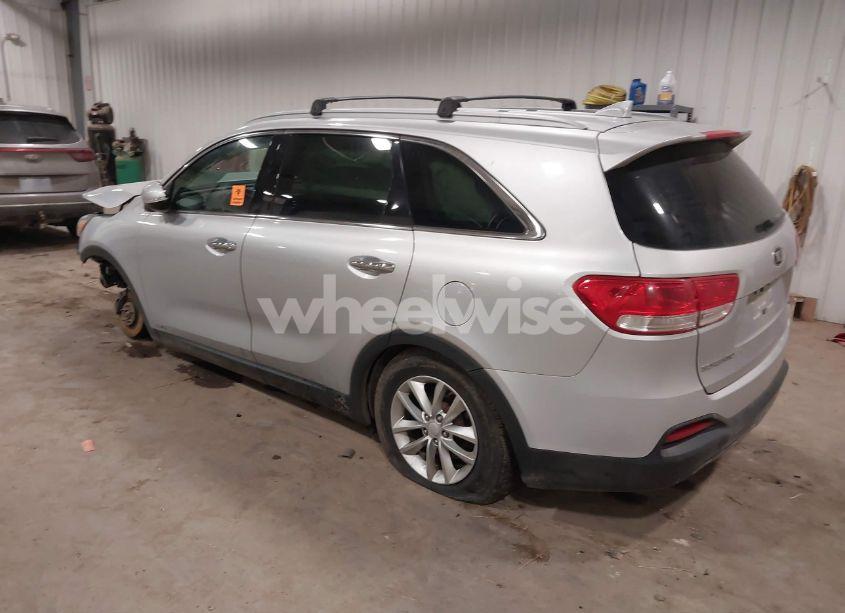 Photo 3 of 2016 Kia Sorento 2.4L LX (VIN 5XYPGDA34GG024347)