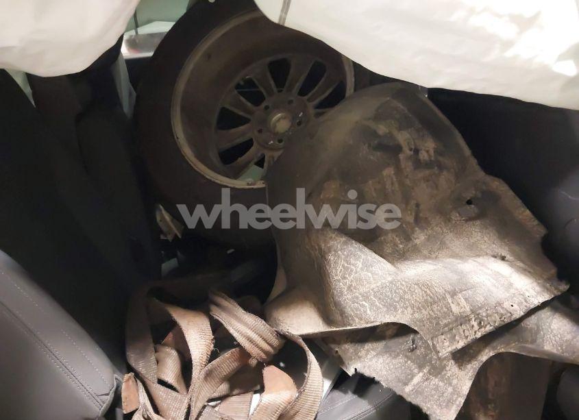 Photo 8 of 2016 Kia Sorento 2.4L LX (VIN 5XYPGDA34GG024347)