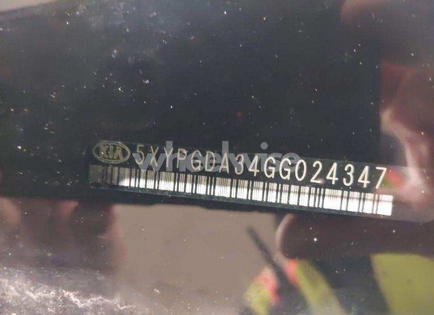 Photo 9 of 2016 Kia Sorento 2.4L LX (VIN 5XYPGDA34GG024347)