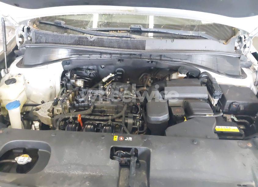 Photo 10 of 2016 Kia Sorento 2.4L LX (VIN 5XYPGDA34GG024980)