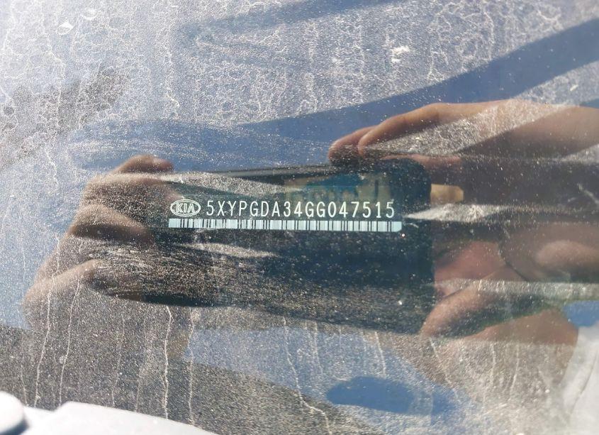 Photo 9 of 2016 Kia Sorento LX/L (VIN 5XYPGDA34GG047515)