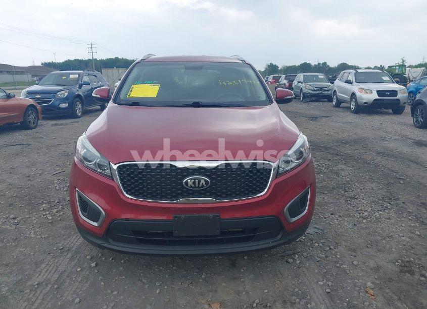 Photo 12 of 2016 Kia Sorento 2.4L LX (VIN 5XYPGDA34GG112802)