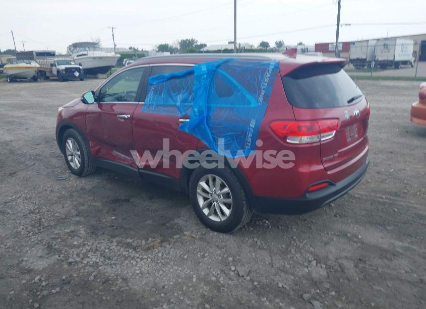 Photo 3 of 2016 Kia Sorento 2.4L LX (VIN 5XYPGDA34GG112802)