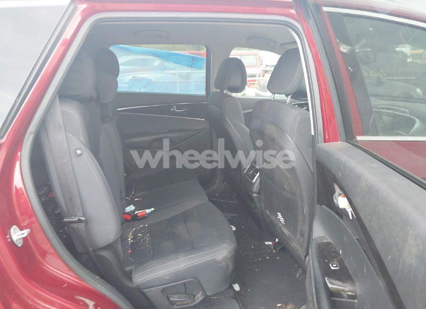 Photo 8 of 2016 Kia Sorento 2.4L LX (VIN 5XYPGDA34GG112802)