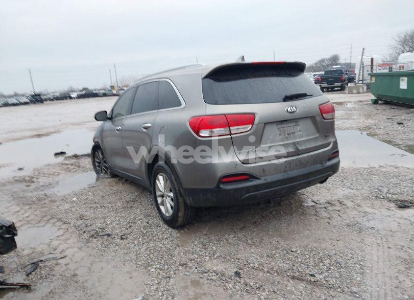 Photo 3 of 2016 Kia Sorento 2.4L LX (VIN 5XYPGDA34GG137067)