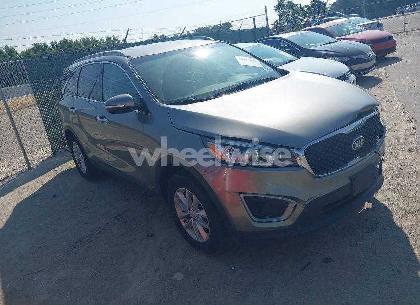 2016 Kia Sorento 2.4L LX (VIN 5XYPGDA34GG170537) main photo