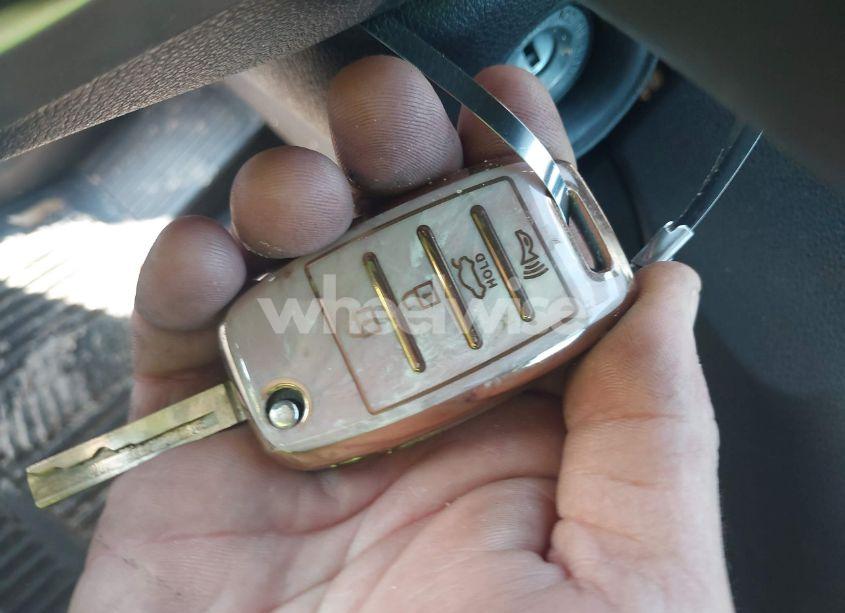 Photo 11 of 2016 Kia Sorento 2.4L LX (VIN 5XYPGDA34GG170537)