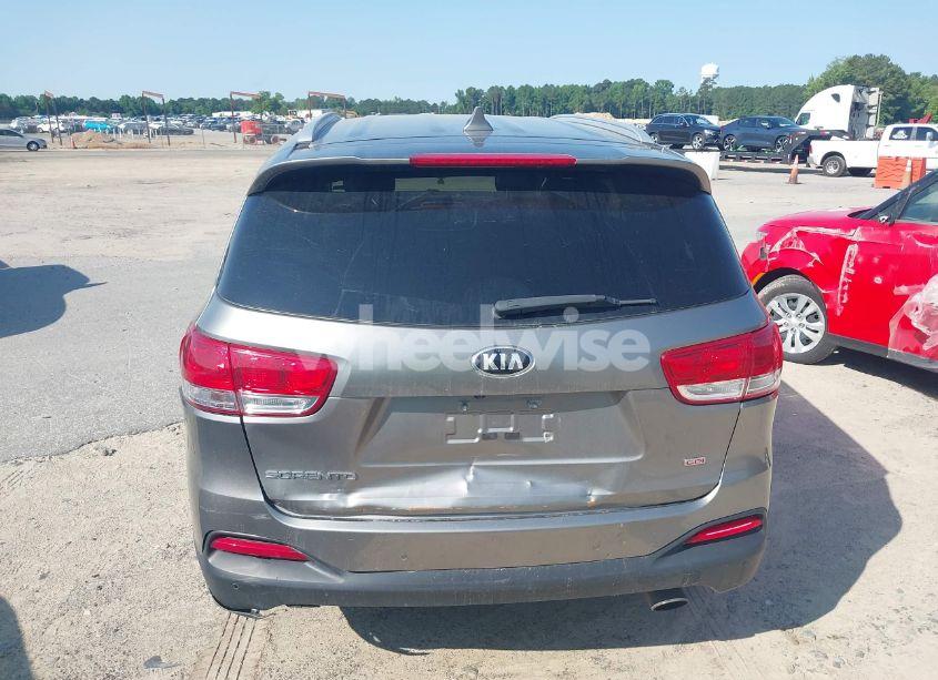 Photo 16 of 2016 Kia Sorento 2.4L LX (VIN 5XYPGDA34GG170537)