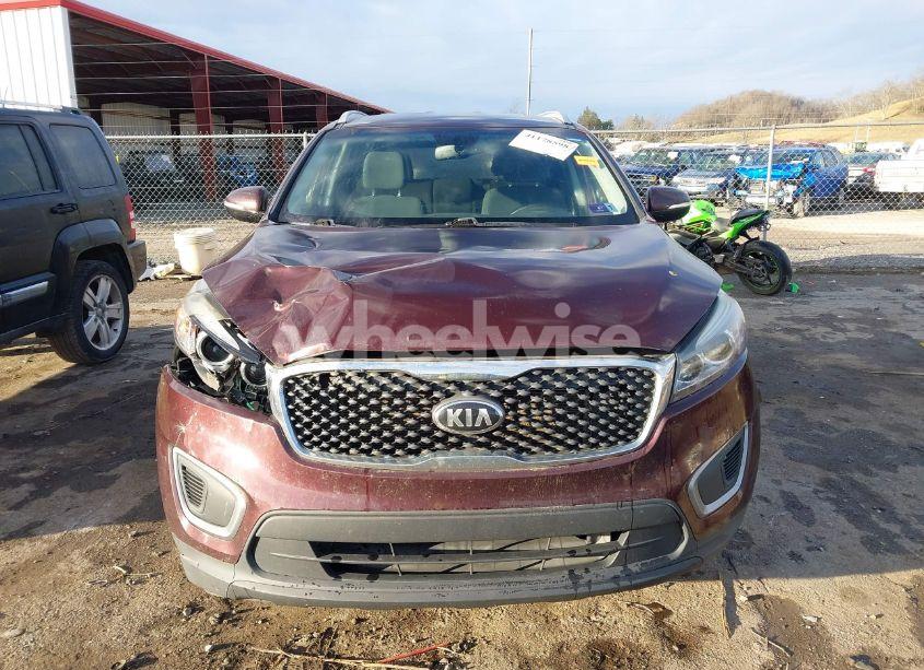 Photo 12 of 2017 Kia Sorento 2.4L LX (VIN 5XYPGDA34HG199893)
