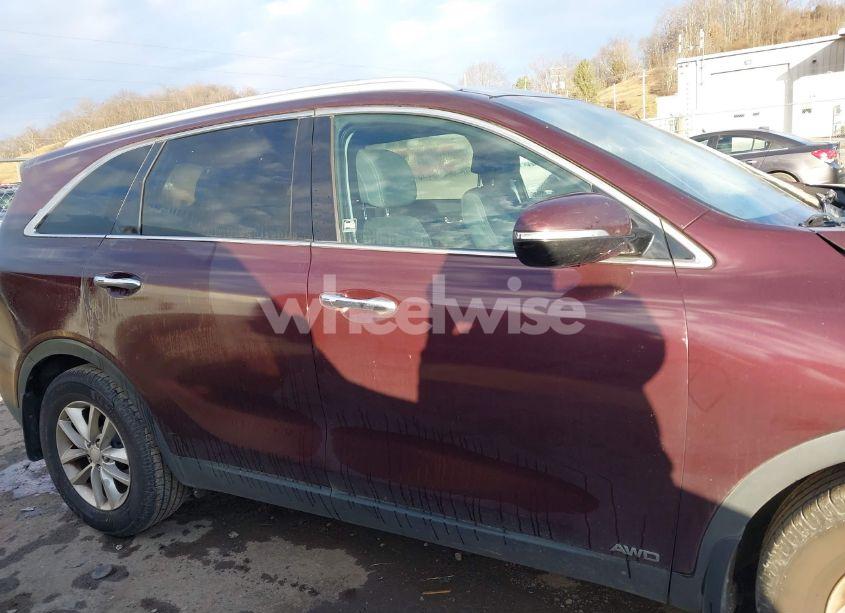 Photo 13 of 2017 Kia Sorento 2.4L LX (VIN 5XYPGDA34HG199893)