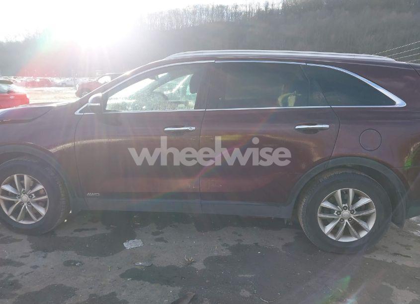 Photo 14 of 2017 Kia Sorento 2.4L LX (VIN 5XYPGDA34HG199893)